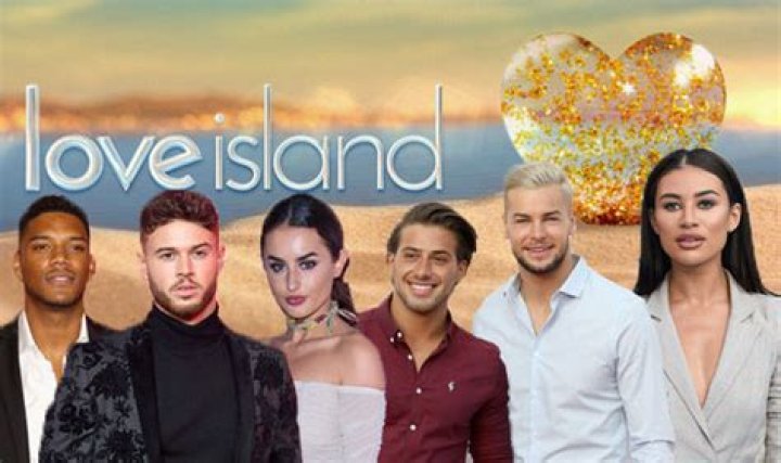 Love Island 2017 Host Caroline Flack: When Is Love Island Back?