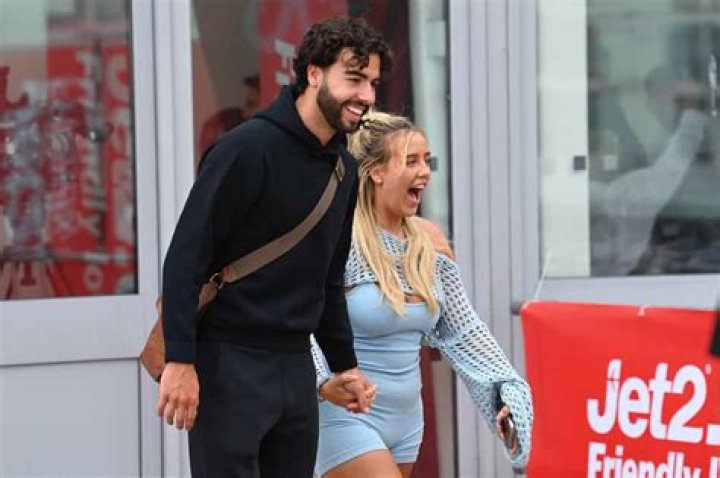 Love Island's Jess Was Called Fat And It Shows How Warped The Show Is
| Glamour UK