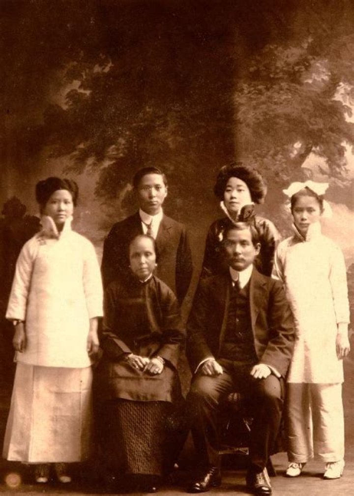 Exploring The Enigma Of Lu Muzhen: A Multifaceted Personality