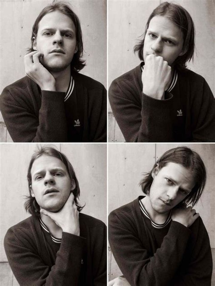 Exploring Lucas Hedges' Relationships: A Deep Dive Into His Personal Life