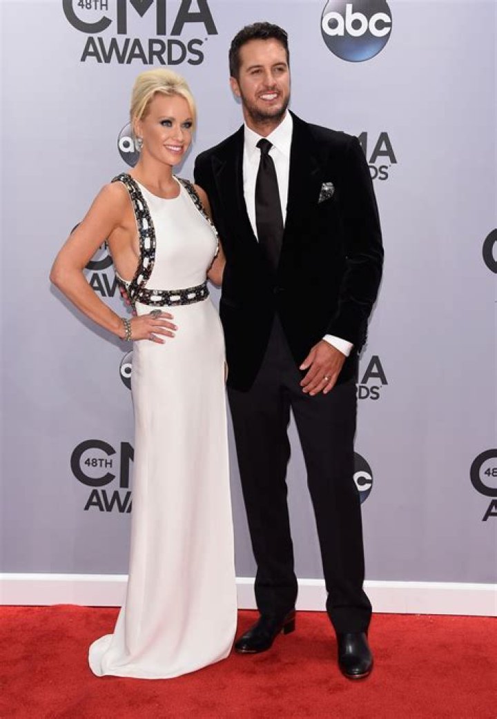 Unveiling Luke Bryan's Wife: A Deep Dive Into Their Love Story And Family Life
