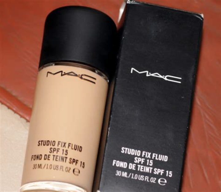 MAC Studio Fix Fluid Foundation Review