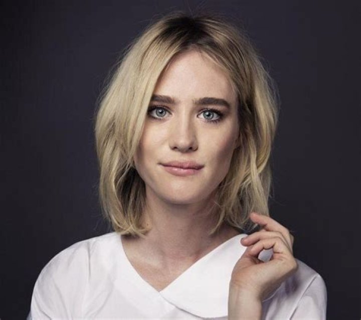 Mackenzie Davis: The Rising Star Born To Shine