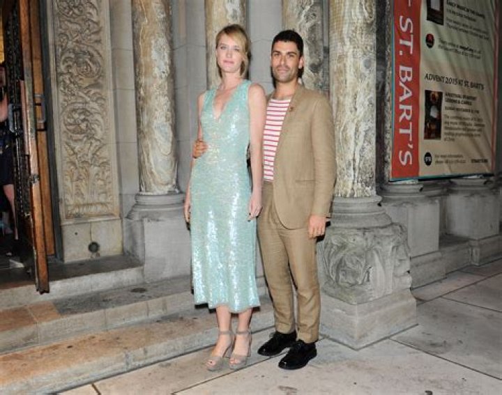 Mackenzie Davis Boyfriend: Who Is She Dating In 2023?