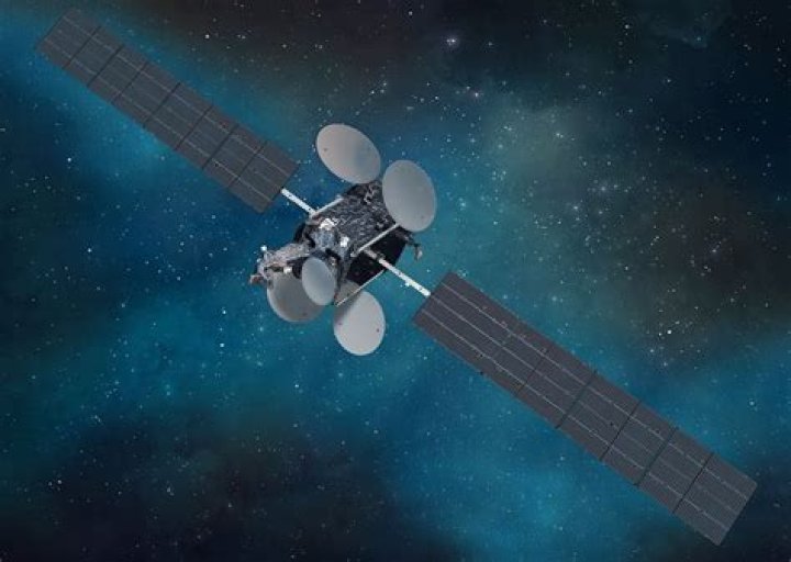 Maxar to begin production of new small satellite bus 