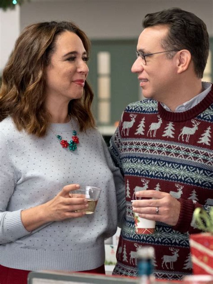 Maya Rudolph's Forever Husband And Former SNL Castmate: A Deep Dive Into Their Love Story