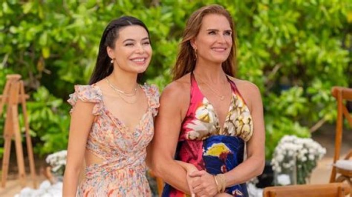 Understanding Miranda May's Mother: A Deep Dive Into Family And Influence