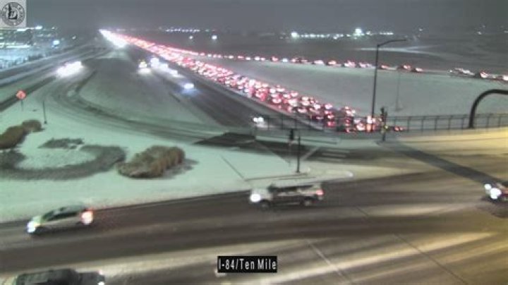 Multiple accidents on I-84 eastbound this morning