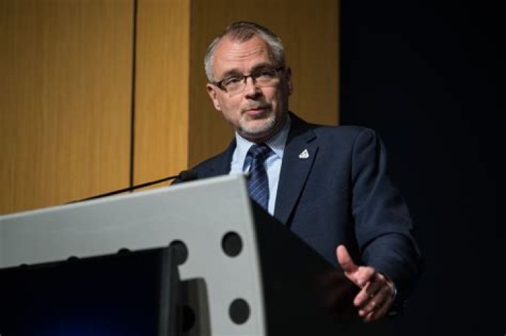 NASA exploration head Free to become associate administrator