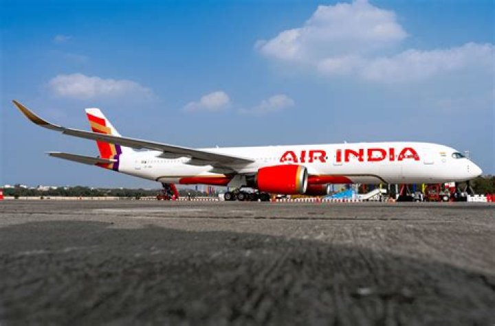 Air India ties up with foreign banks to acquire three Boeing 777 planes – India TV