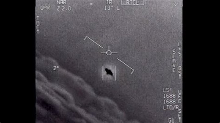 Oahu UFO video Hawaii UFO unidentified flying object video blue UFO fell into ocean – India TV