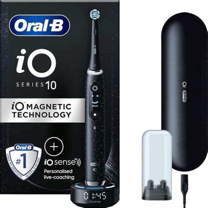 Oral B iO10 Electric Toothbrush Review 2023