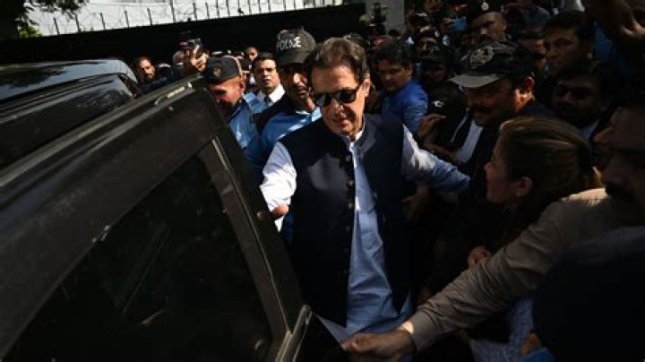 Massive blast during Imran Khan's party rally kills 4 and injures several in Balochistan's Sibi – India TV