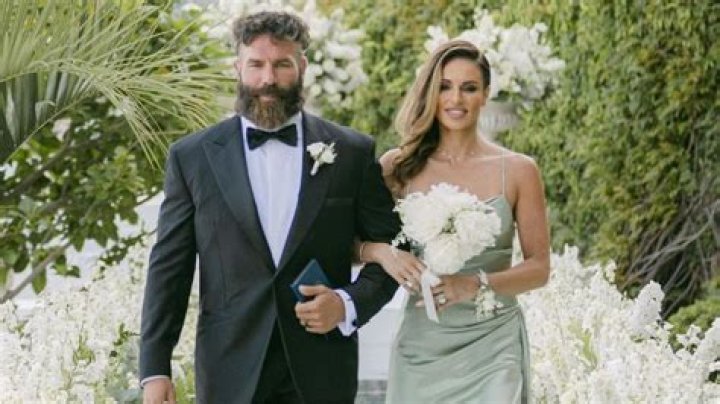 'Playboy' poker player Dan Bilzerian goes from 'I finally did it' to 'marriage is trap' within 10 days – India TV