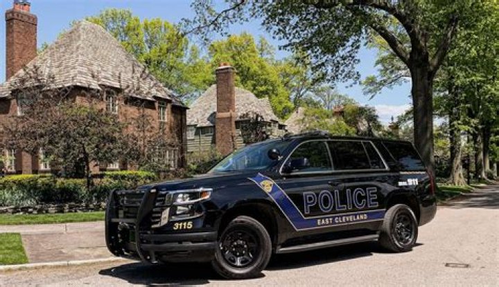 Most police departments make recruits undergo psychological evaluation. Federal law enforcement agencies? Not so much.