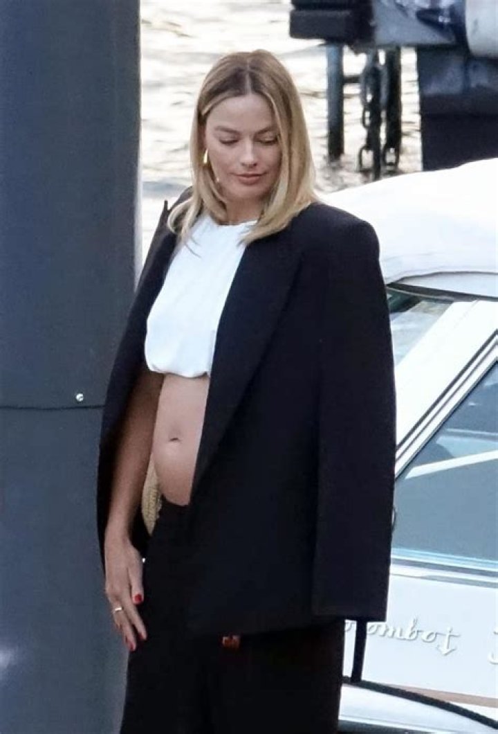 Exciting News: Pregnant Margot Robbie's Journey To Motherhood