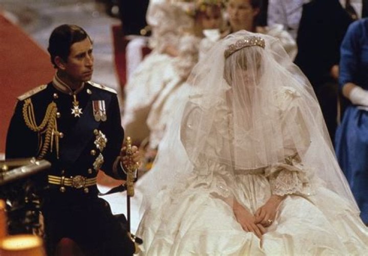 Princess Diana wedding dress revealed prince charles london photos videos – India TV