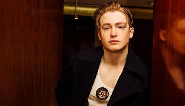 Queerbaiting: Here's Why Taylor Swift, Harry Styles & Heartstopper's Kit Connor Are Not 'Queerbaiting'