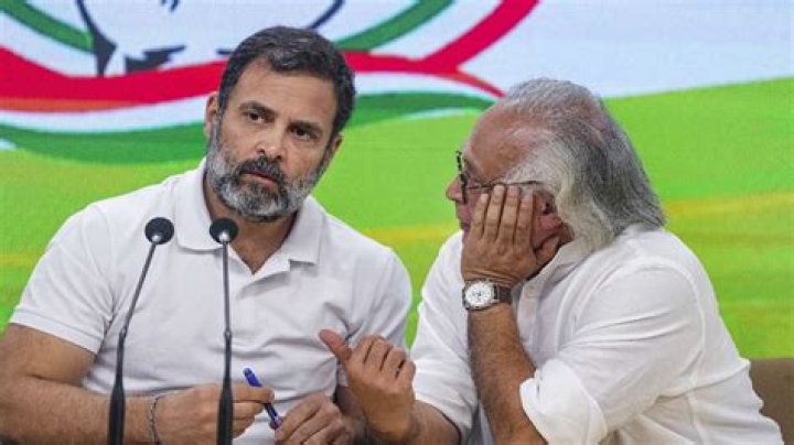 Rahul Gandhi makes gaffe on camera Jairam Ramesh corrects him mid speech unfortunate I am Member of Parliament Congress – India TV