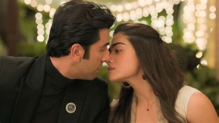 Ranbir Kapoor, Rashmika Mandanna's intimate scene from Animal goes viral