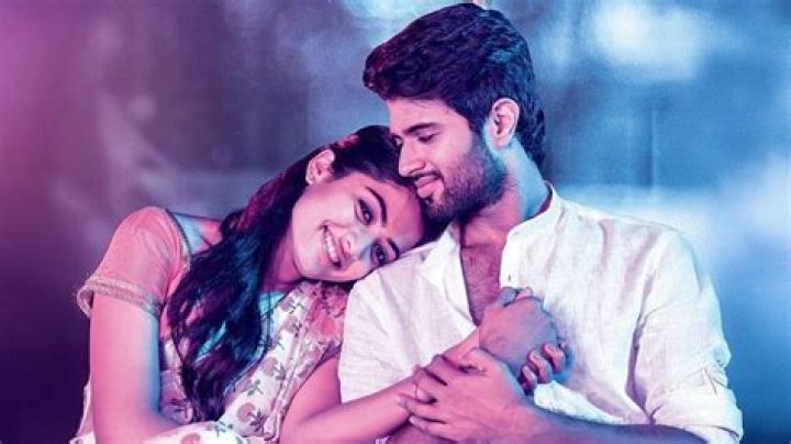 Keerthy Suresh wows as Savitri in Mahanti teaser, check out first look of Vijay Deverakonda and Samantha – India TV