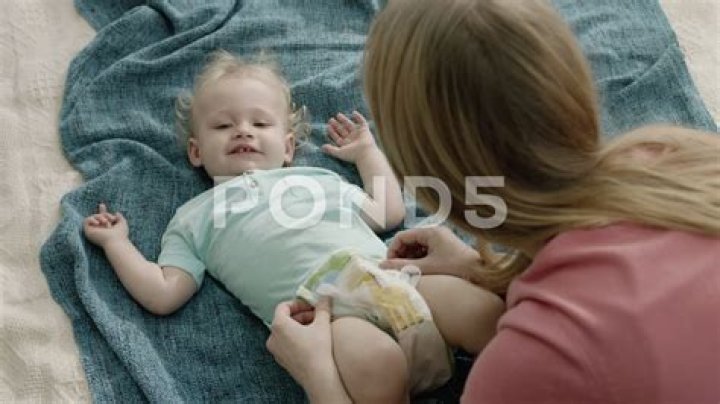 Renee Paquette’s Daughter Put Her In Arm Bar During Diaper Change