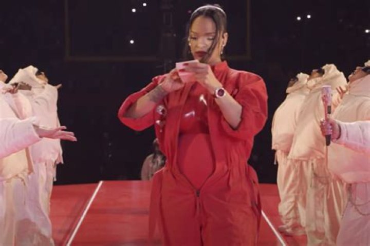 Steal Rihanna's Red-Hot Super Bowl Glam, Courtesy of Her Makeup Artist