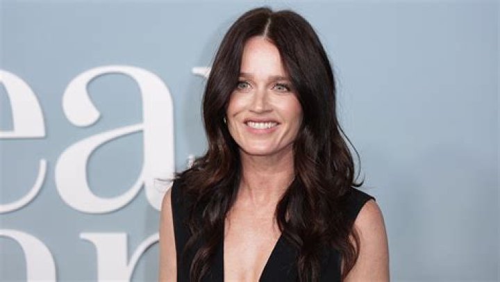 Unveiling The Life And Career Of Robin Tunney: A Deep Dive Into Her Journey