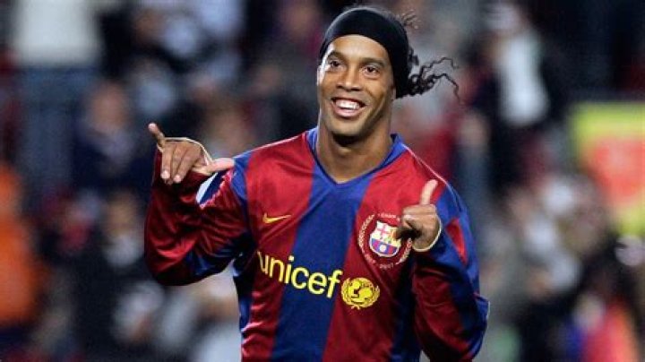 Breaking News: Ronaldinho Calls Time On Illustrious Career