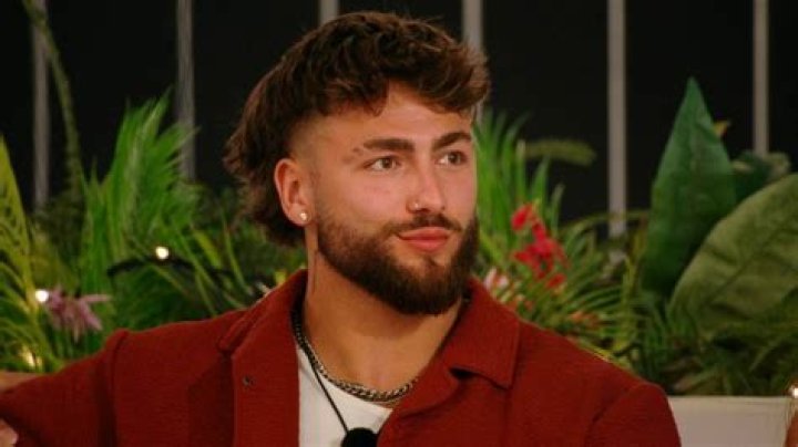 Unveiling The Charisma Of Sam Love Island 2024