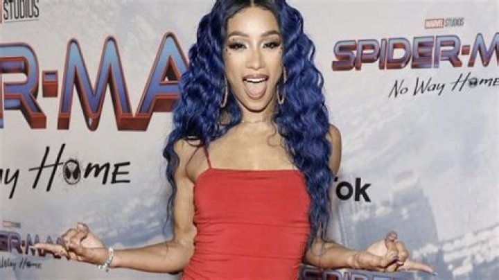 Sasha Banks Wraps Up Film Shoot In Boston