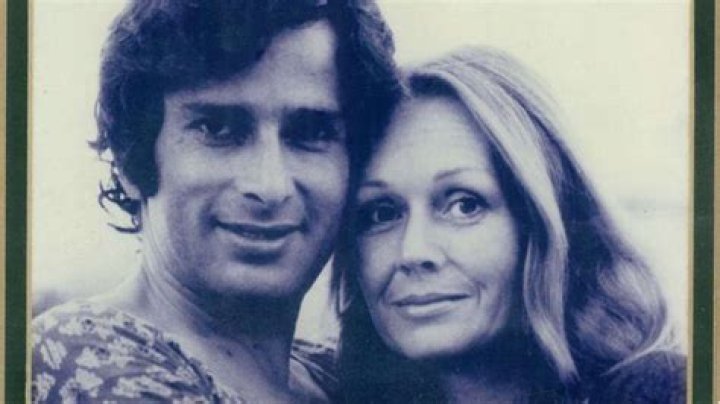 You can’t miss this heart-warming photo of Shashi Kapoor and wife Jennifer Kendal – India TV