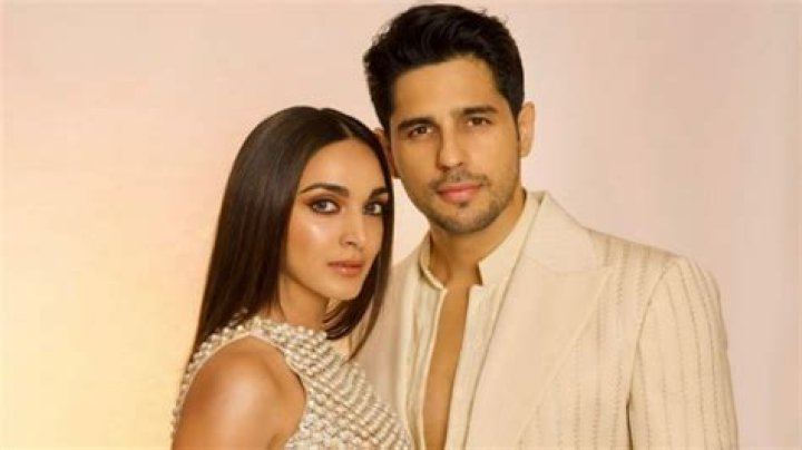 Sidharth Malhotra-Kiara Advani ring in New Year in the mountains