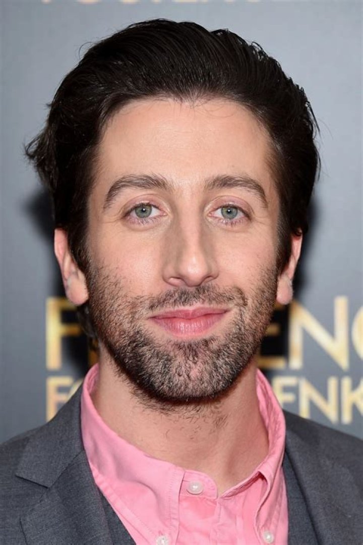 Simon Helberg: Comedian And Actor With Many Talents.