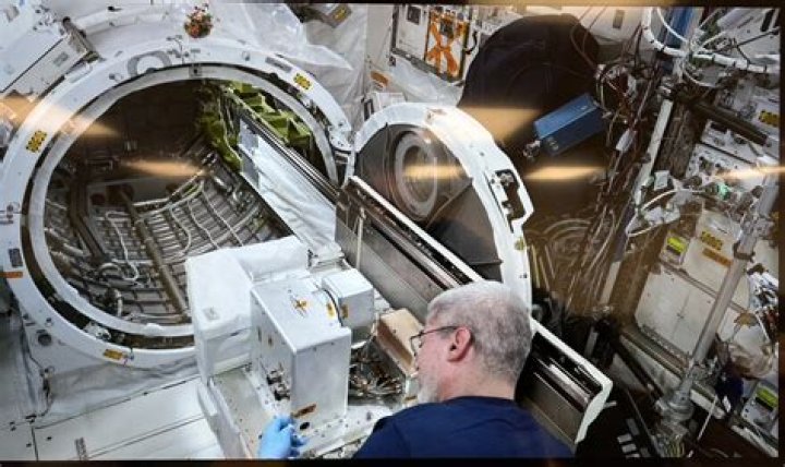 Skycorp to test "USB for space" cable outside ISS