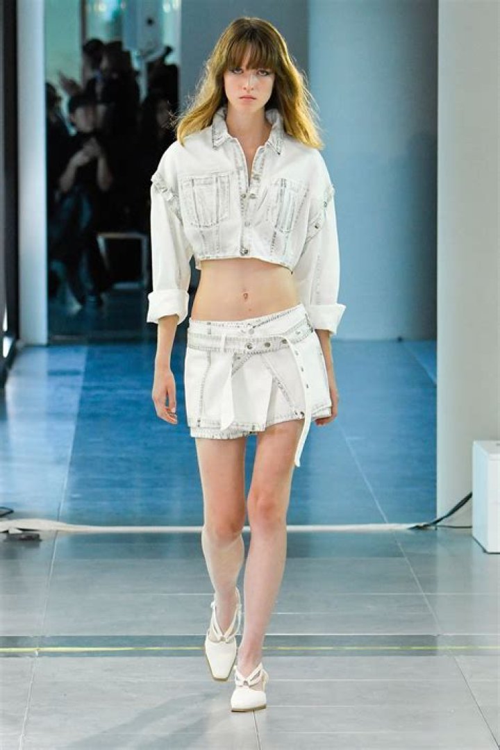 London Fashion Week: Low Waist Trend