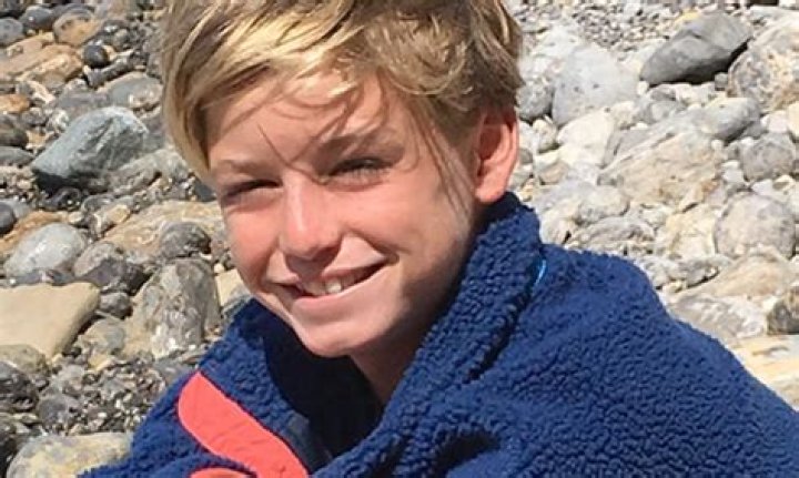 Star athlete eats Thanksgiving cake; hours later he’s lifeless in his dad’s arms