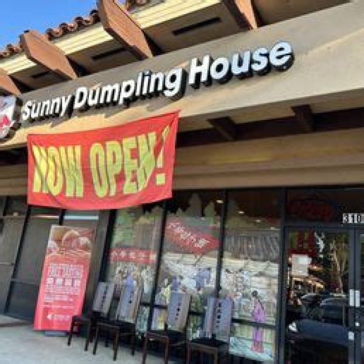 Discovering The Delight Of Sunny Dumpling House