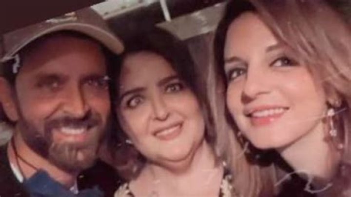 Sussanne Khan reunites with Hrithik Roshan for his sister's birthday; see family pics – India TV