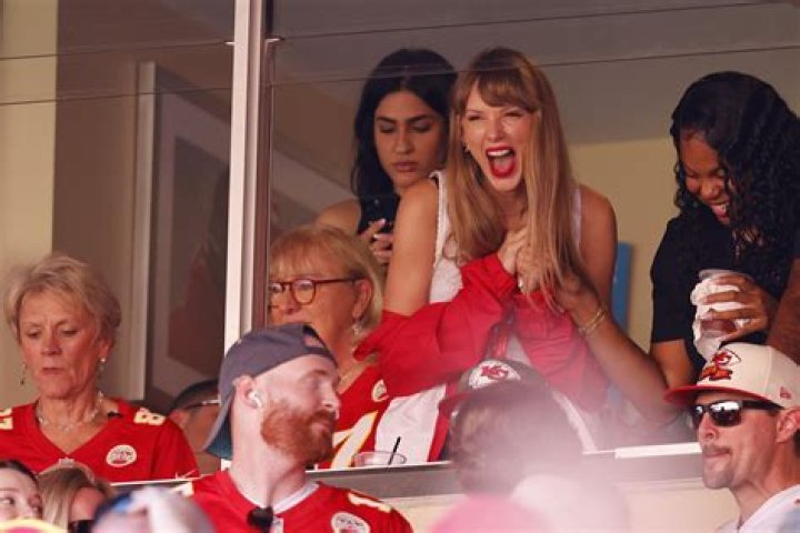 Taylor Swift And Kelce: A Jacksonville Love Story
