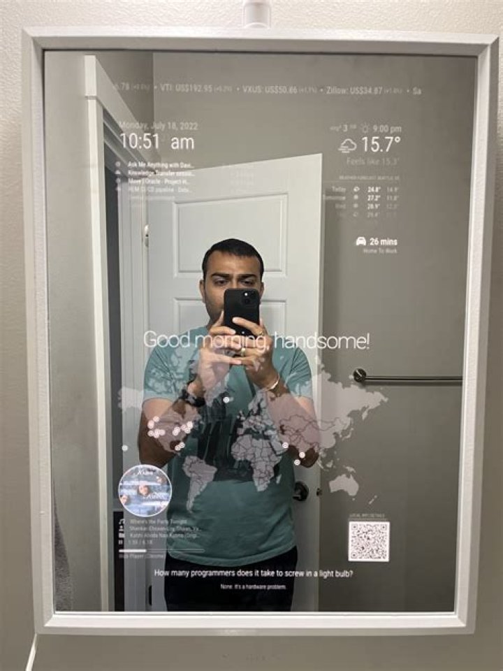 The Tick and Co. Cry Out for Belonging in "My Dinner With Android" and "Risky Bismuth"