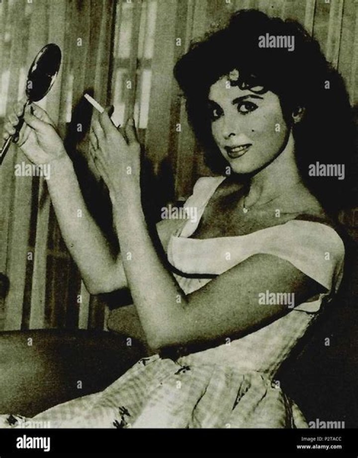 Exploring The Charms Of Tina Louise's House