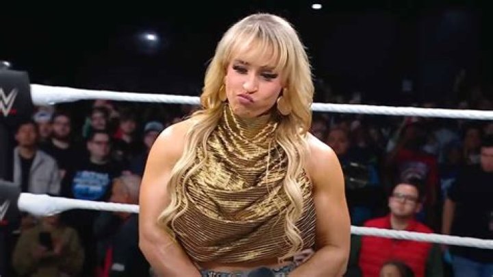 Top Dolla’s Leg Is Still Recovering After Botched Dive On WWE SmackDown