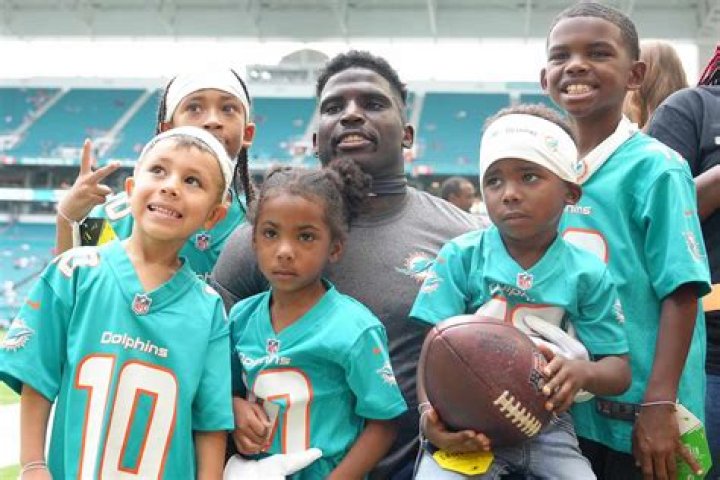 Exploring The Siblings Of Tyreek Hill: A Comprehensive Insight