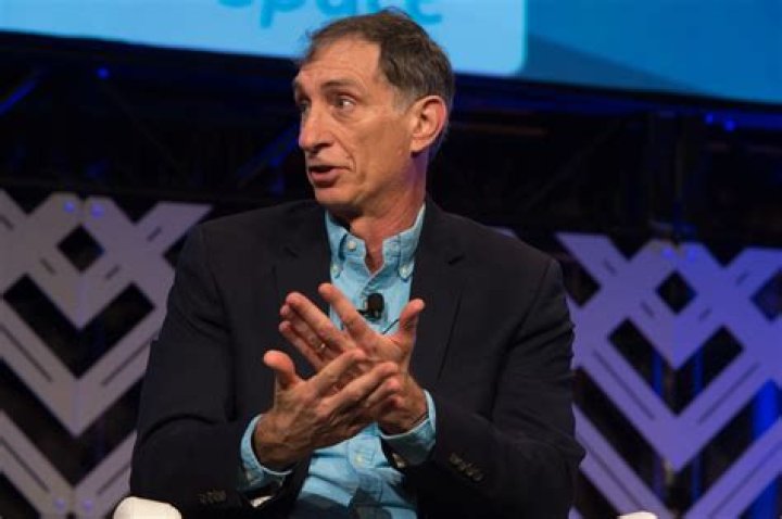 Viasat starts ViaSat-4 development, mulls hybrid GEO-LEO-terrestrial connections