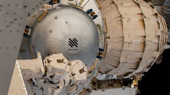 Voyager Space Holdings to acquire majority stake in Nanoracks
