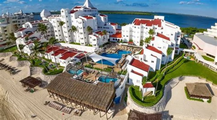 Wasting Away (Again!) at Margaritaville’s Newest, Adults-Only All-Inclusive in Cancun