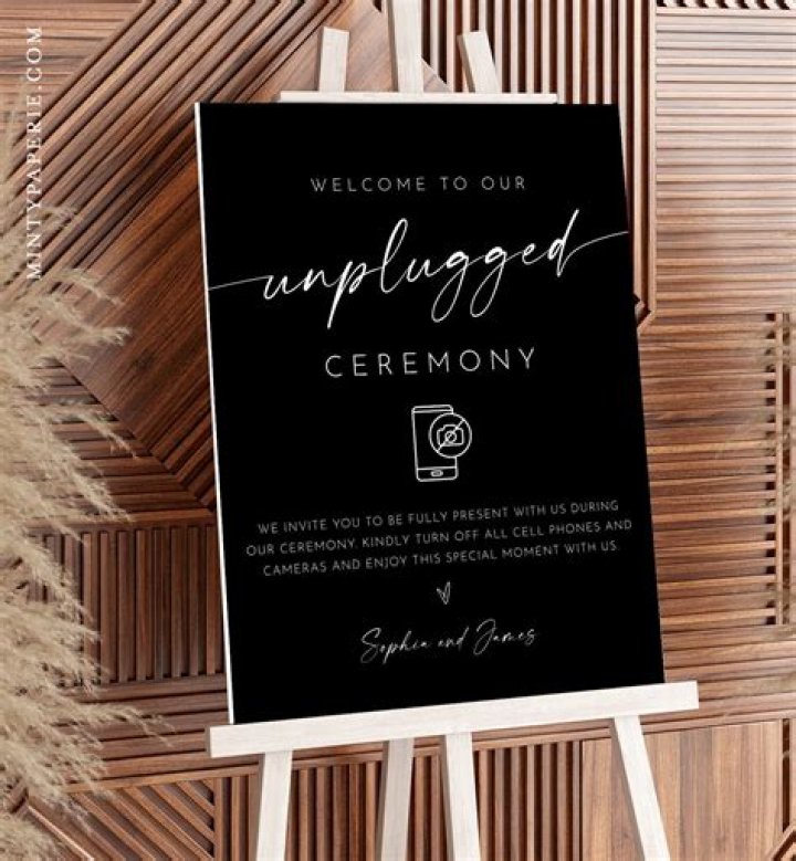 Wedding Planner Reveals 'Most Effective Way' To Ensure No Phone Ceremony