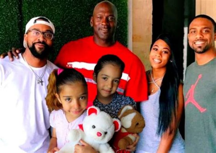 Exploring The Family Ties: Who Are Michael Jordan's Siblings?