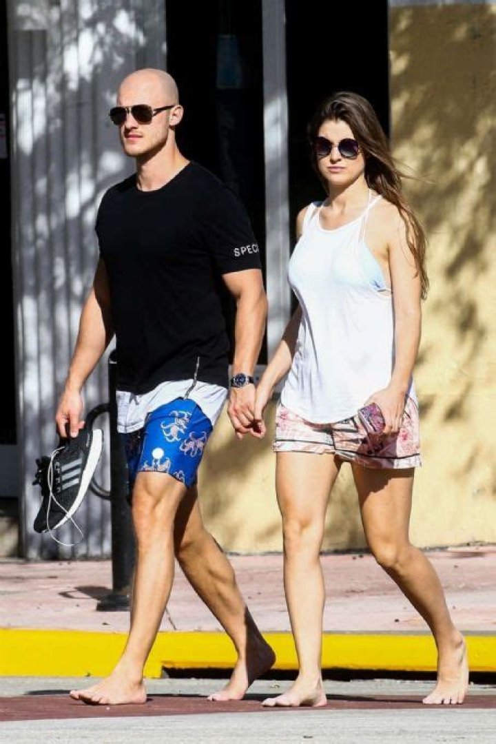 Unraveling The Mystery: Who Is Amanda Cerny Dating?
